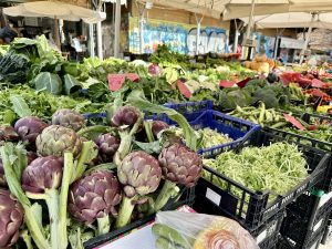 Artchokes and vegetables